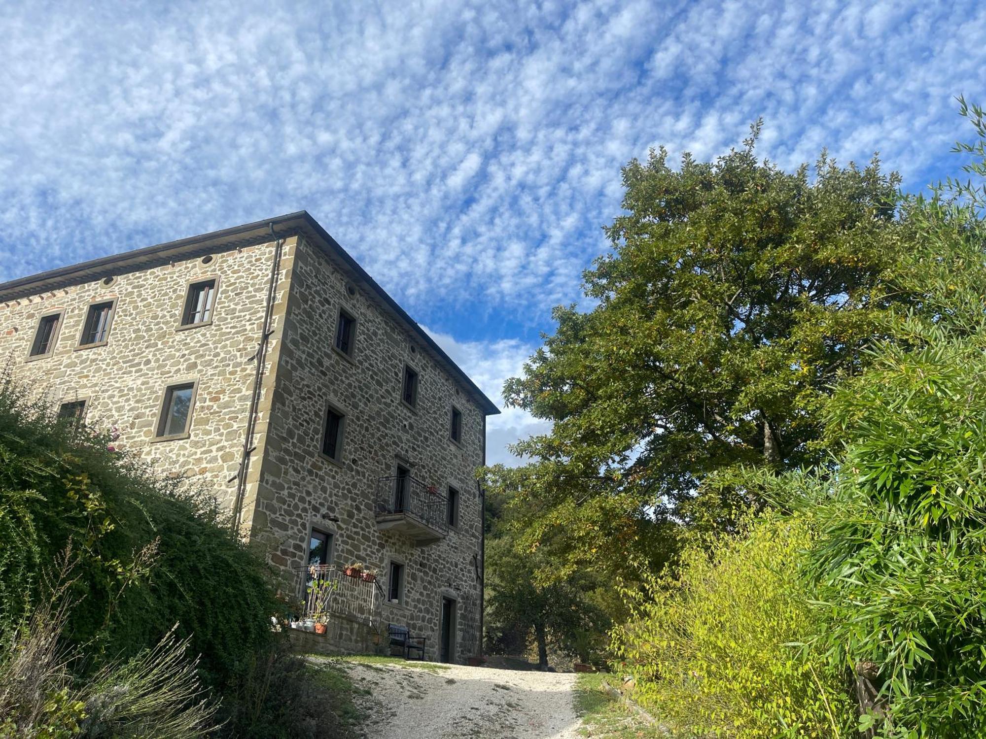 Bio Agriturismo Il Vigno Caprese Michelangelo Экстерьер фото